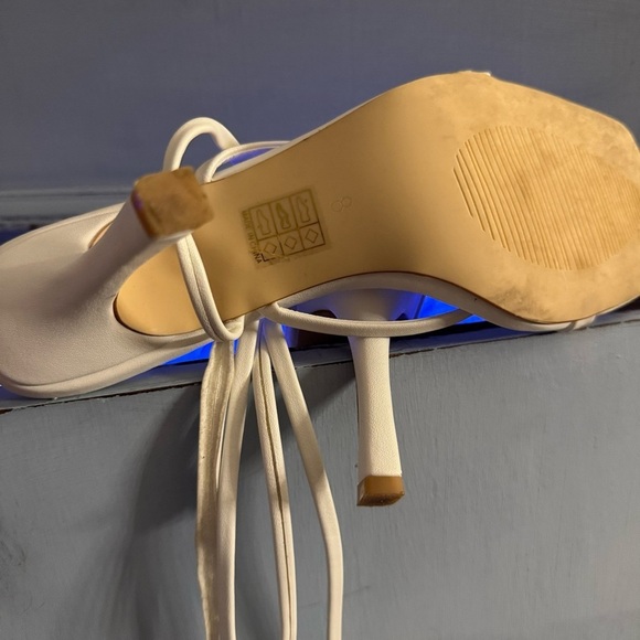 White Lace-Up Strappy Stiletto Heels Sandals Size‎ 8 Square Toe - Picture 4 of 6